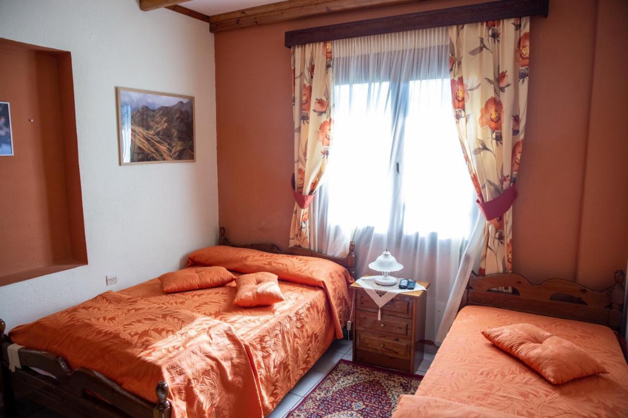 Mprizis Rooms Eláti Екстериор снимка